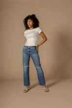 Load image into Gallery viewer, Edwin Sawyer Boyfriend Jeans
