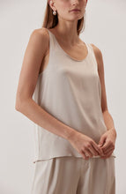 Load image into Gallery viewer, Rue Sophie Jennie Satin Tank
